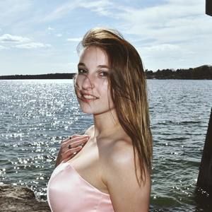 Meet your Posher, Haley